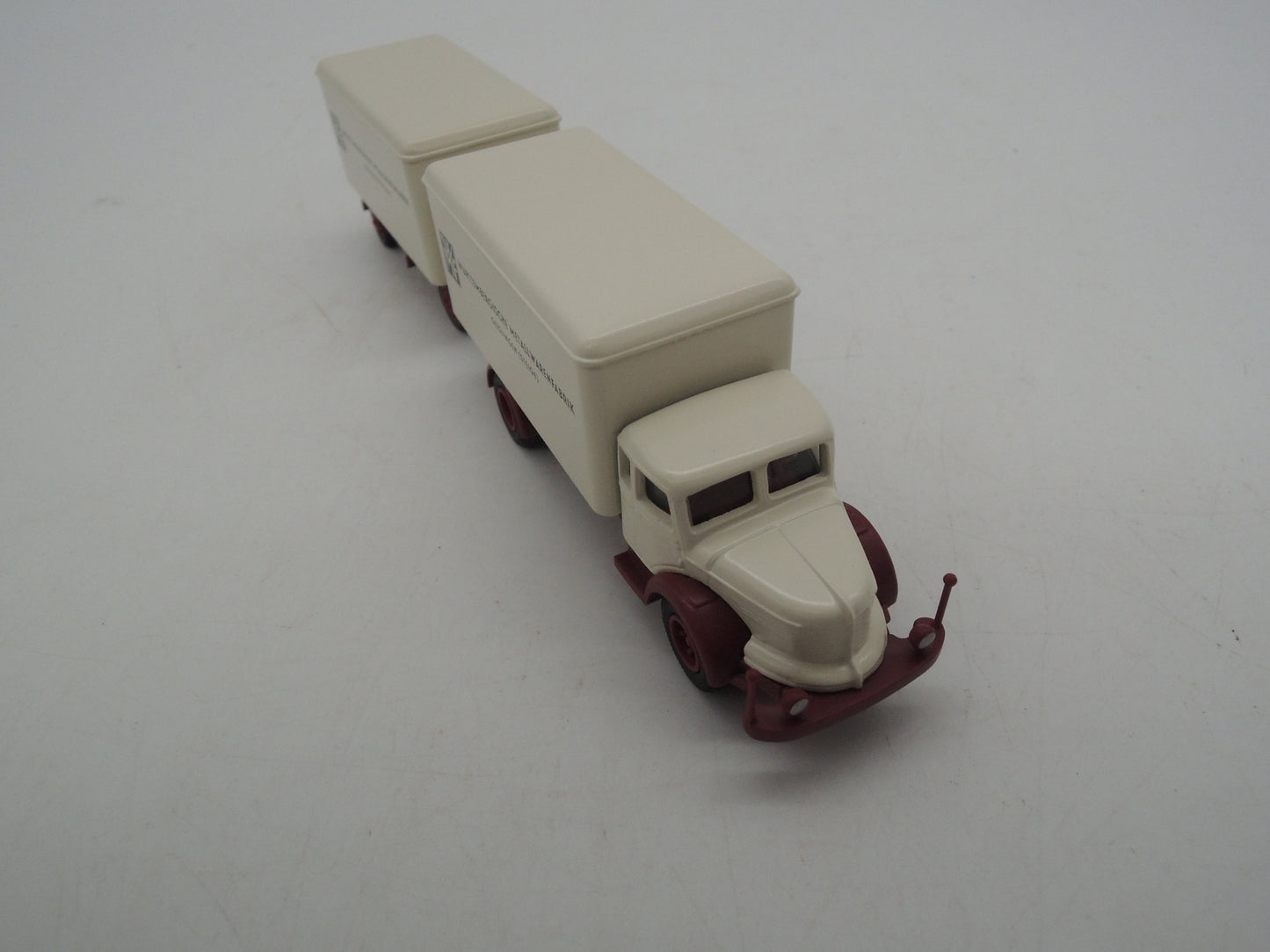 Märklin H0 - 48110/Museumwagen 2010 - Gesloten goederenwagen "Württembergische Metallwarenfabrik" van de DB