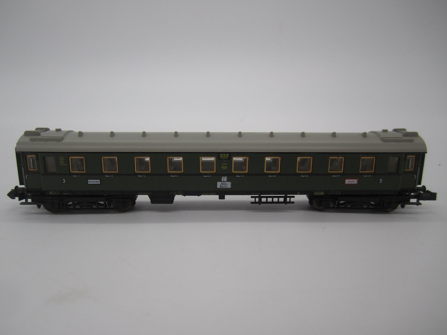 Minitrix N - 13374 - 3e klas rijtuig van de DRG, met verlichting