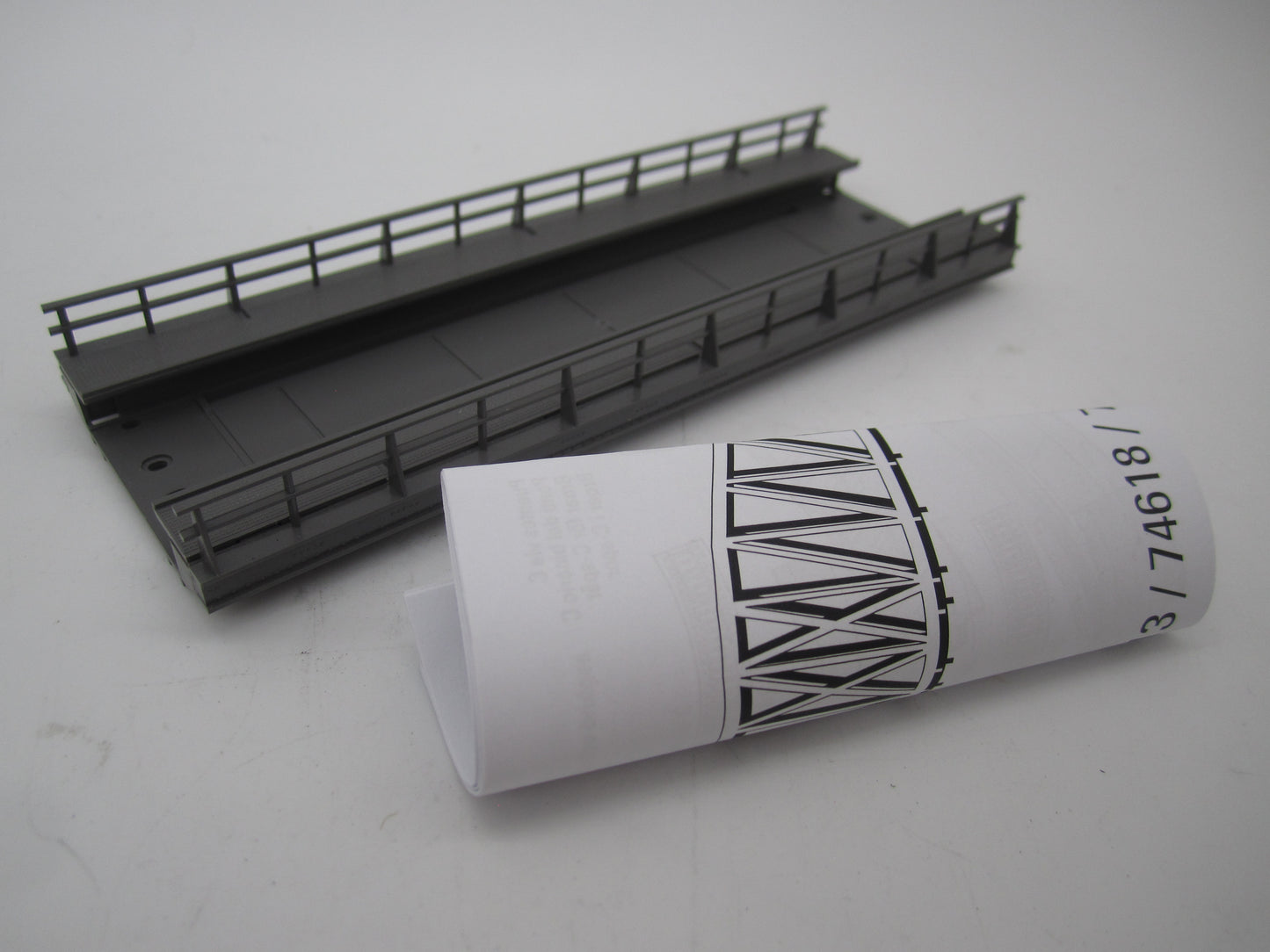 Märklin H0 - 74618 - Oprit brug voor C-Rail