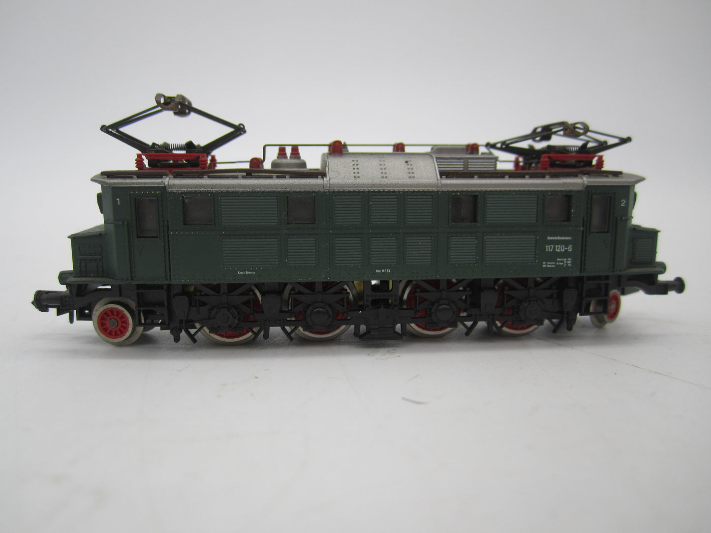 Arnold N - 2456 - E-loc, BR 117 van de DB