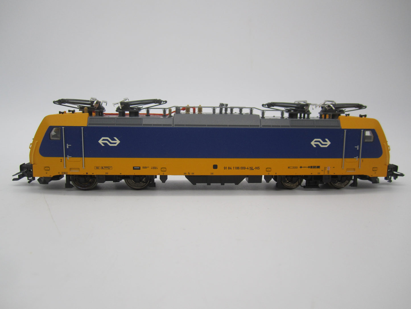 Trix H0 - 22164 - E-loc, BR E-186 van de NS - Digitaal MFX/Sound