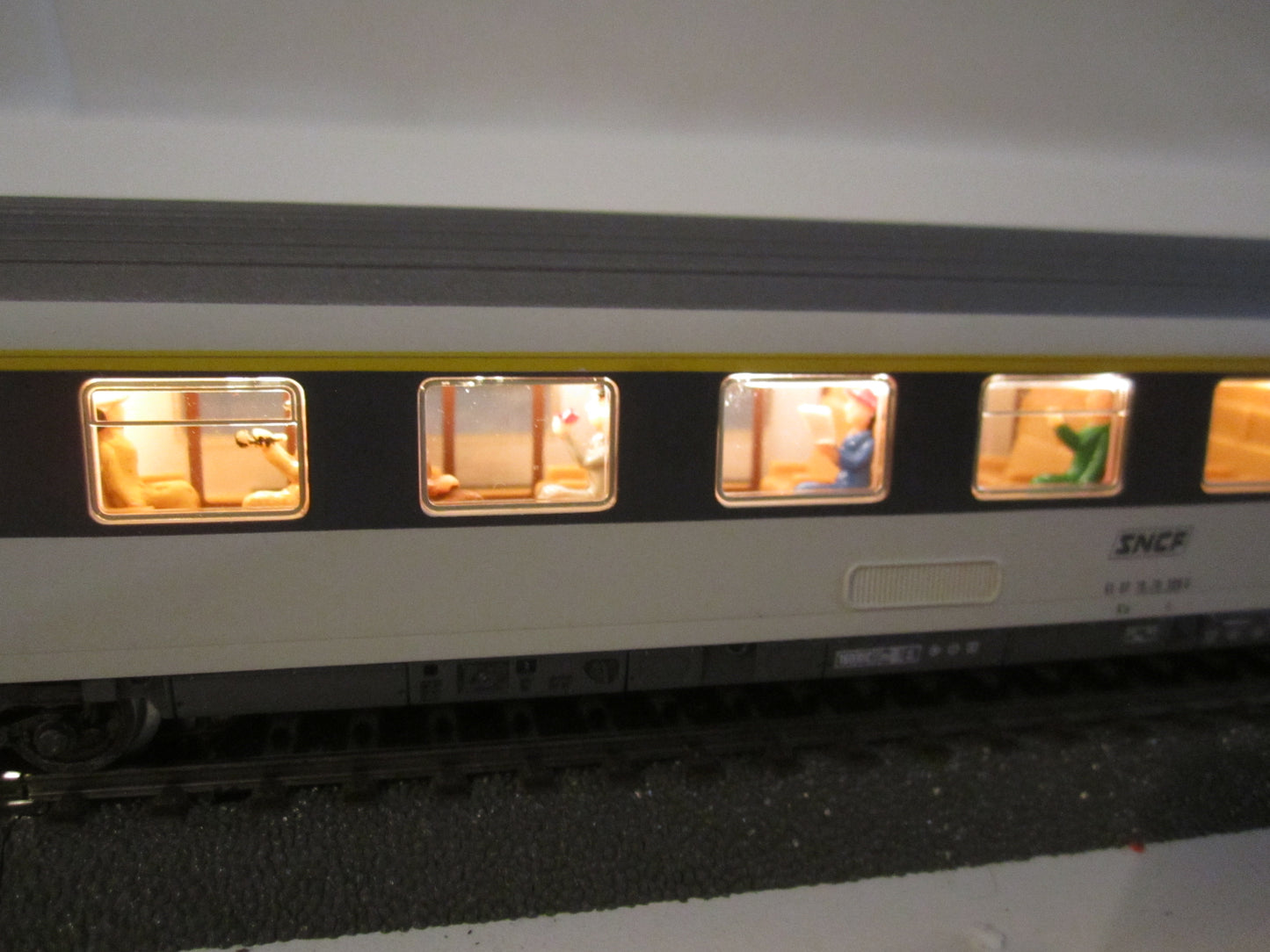 Märklin H0 - 4161 - Personenwagen 1e klas "Eurofirma" van de SNCF, met verlichting en figuren