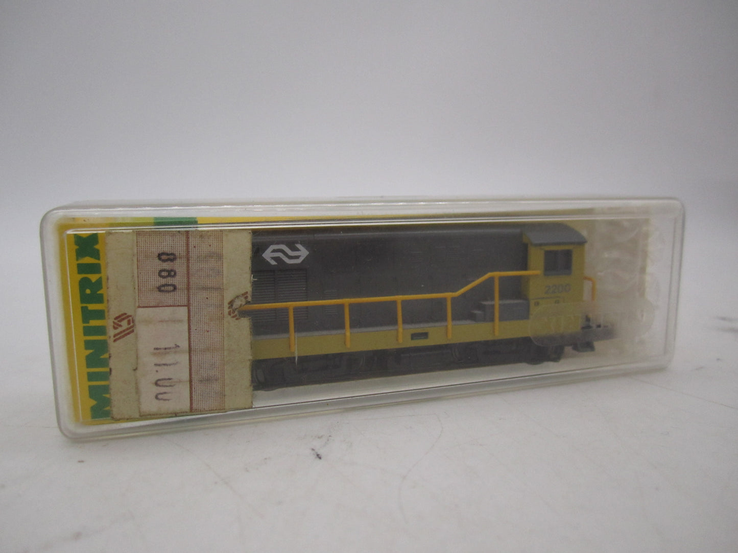 Minitrix N - 11035 - Diesellocomotief, Serie 2200 van de NS