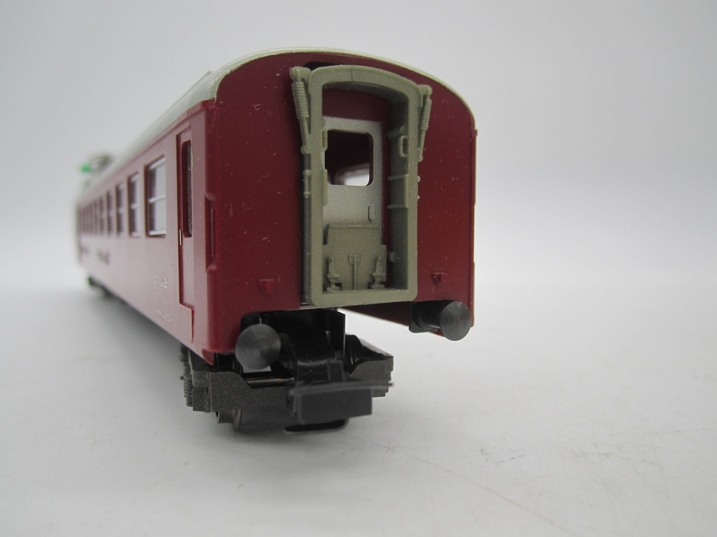 Fleischmann H0 - 1418 B - Personenwagen "Restauratierijtuig" van de SBB-CFF, met verlichting