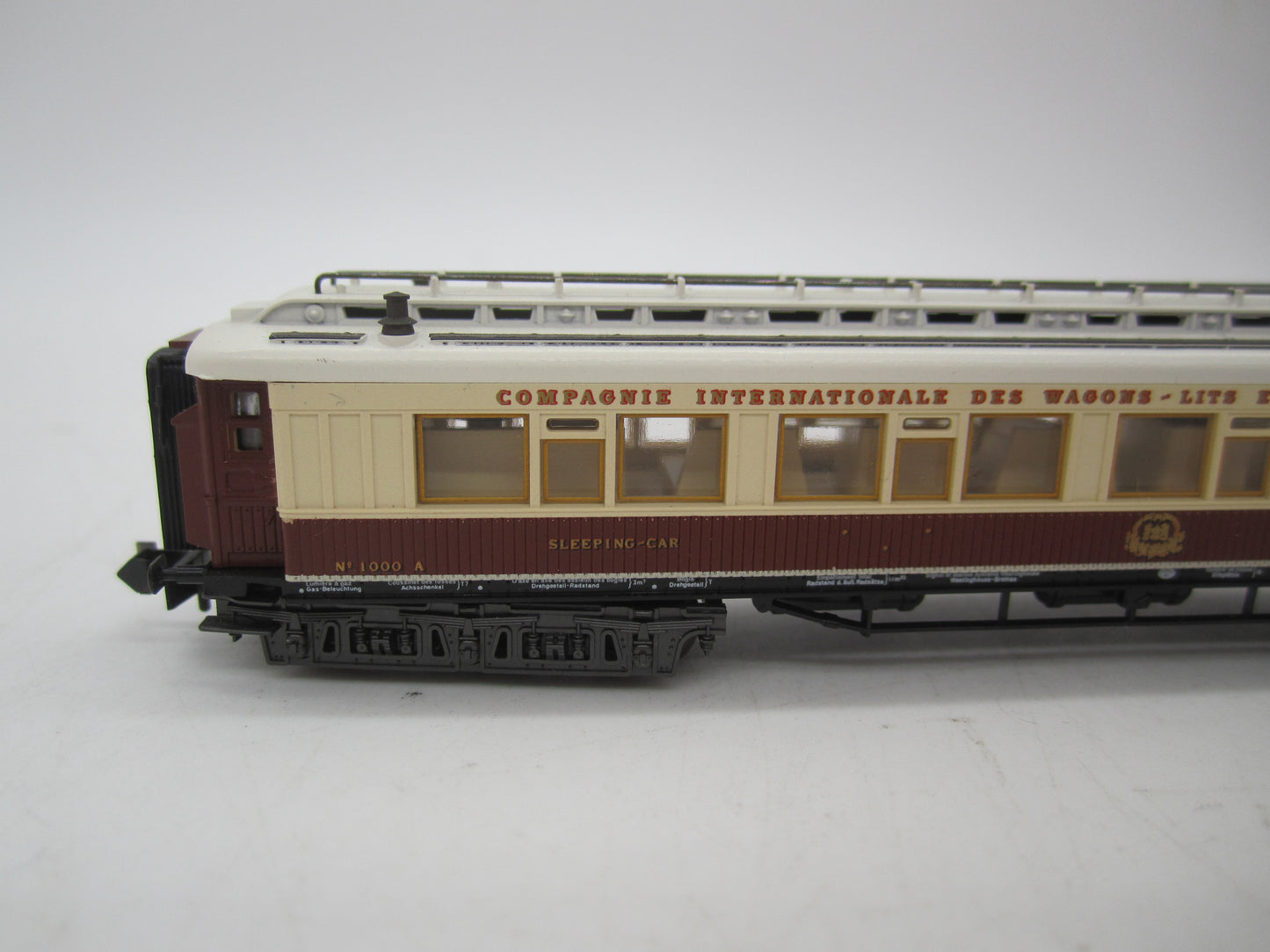 Minitrix N - 13180 - Personenrijtuig Oriënt Express van de CIWL, met verlichting