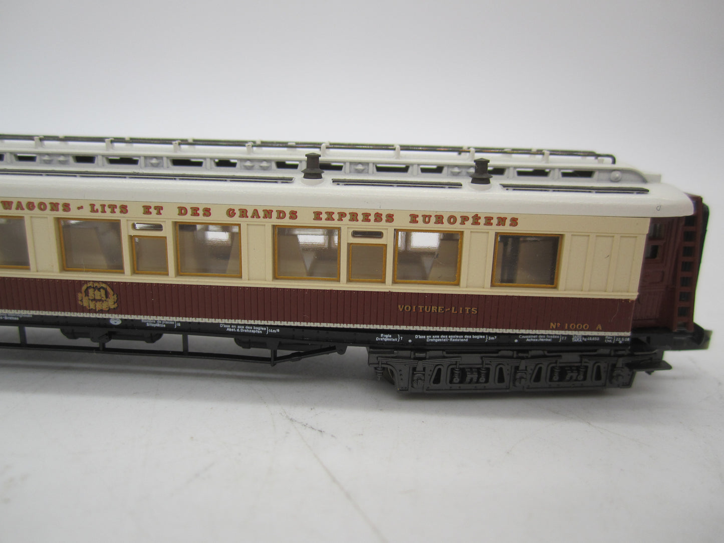 Minitrix N - 13180 - Personenrijtuig Oriënt Express van de CIWL, met verlichting