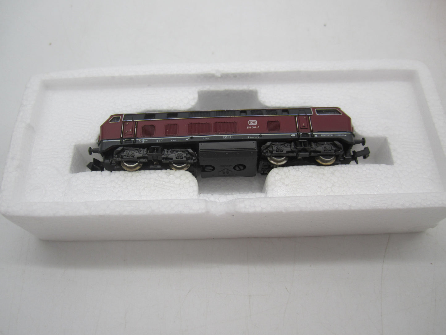 Roco N - 02150 B - Dieselloc, BR 215 van de DB