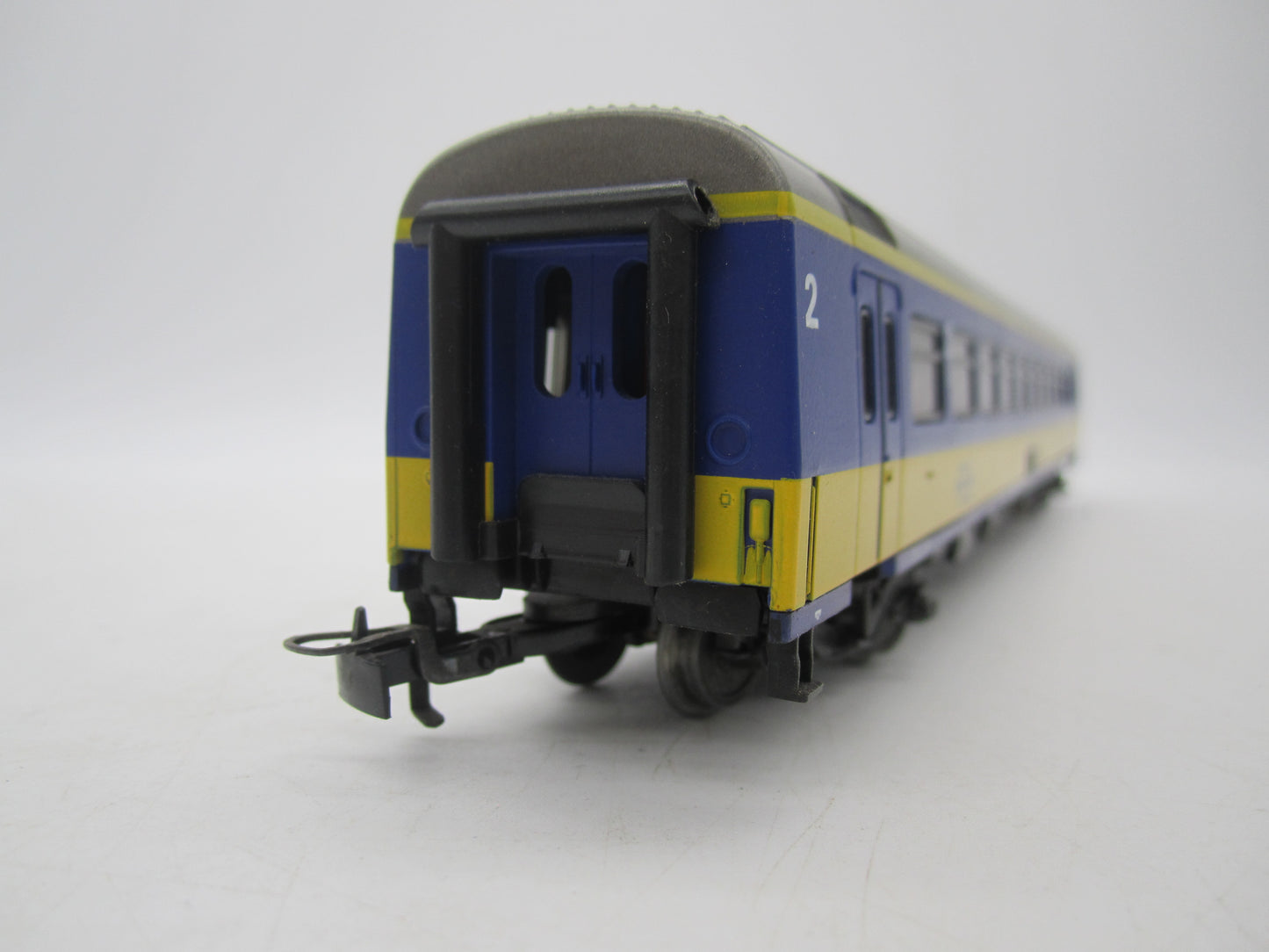 Märklin H0 - 4165 - Personenwagen 2e klas van de NS, met verlichting