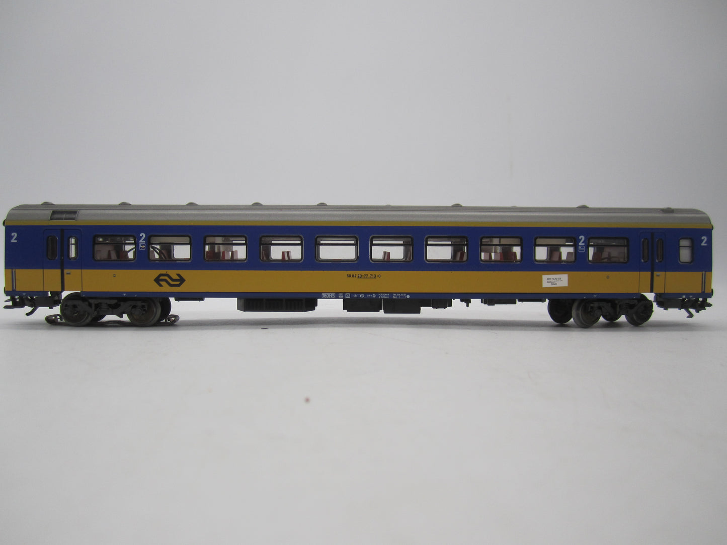 Märklin H0 - 4165 - Personenwagen 2e klas van de NS, met verlichting en kortkoppelingen