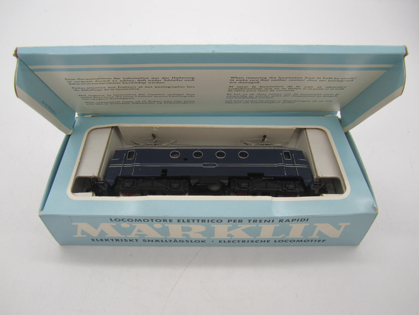 Märklin H0 - 3013 - E-loc, Serie 1100 van de NS - Analoog