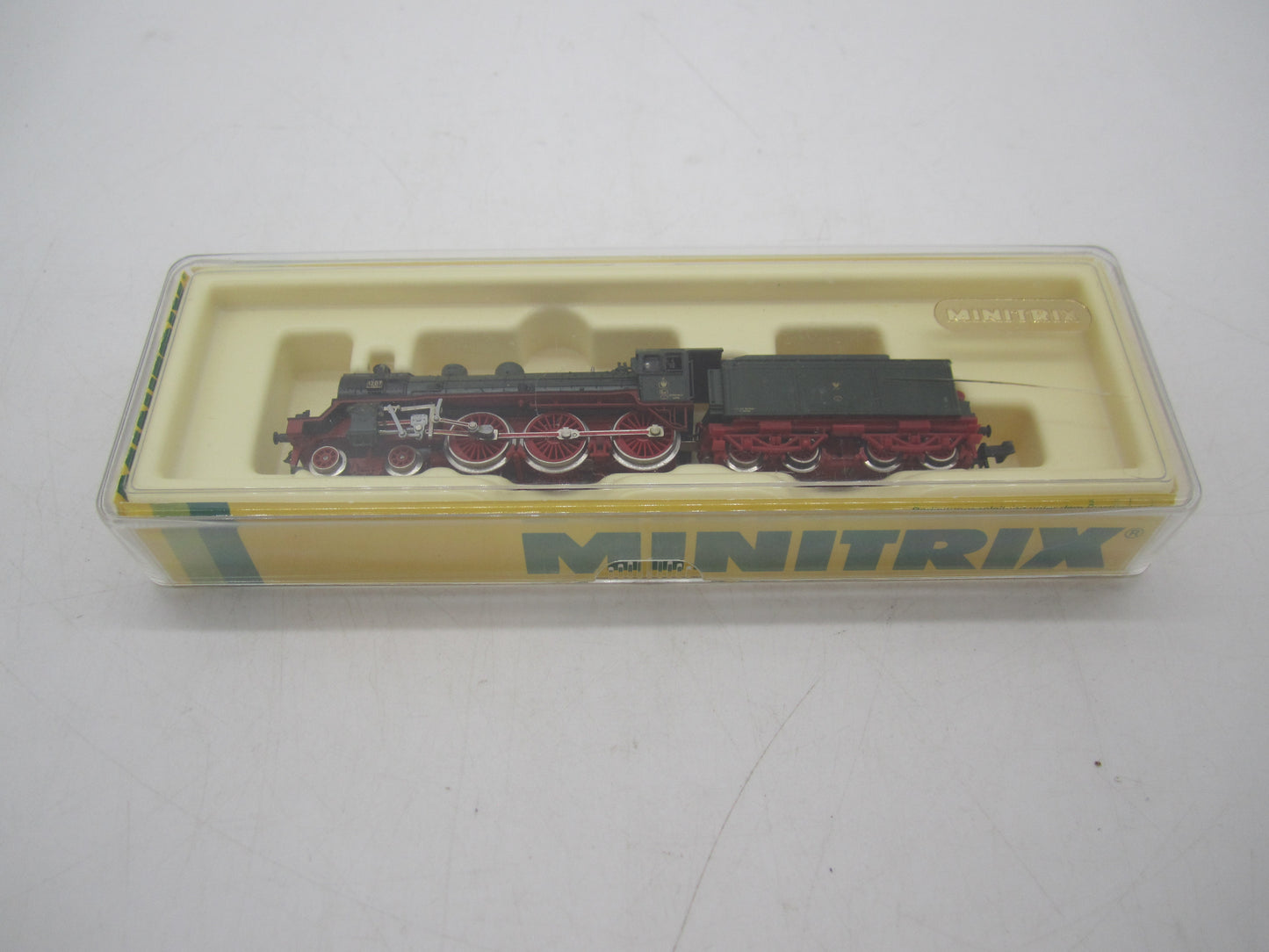Minitrix N - 51 2088 00 - Stoomloc met tender, S 10.2 van de KPEV
