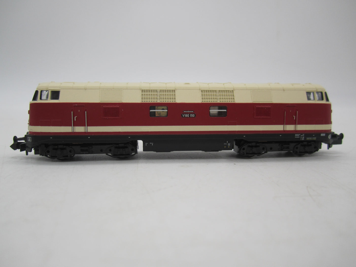 Brawa N - 61193 - Dieselloc, V180 van de DR