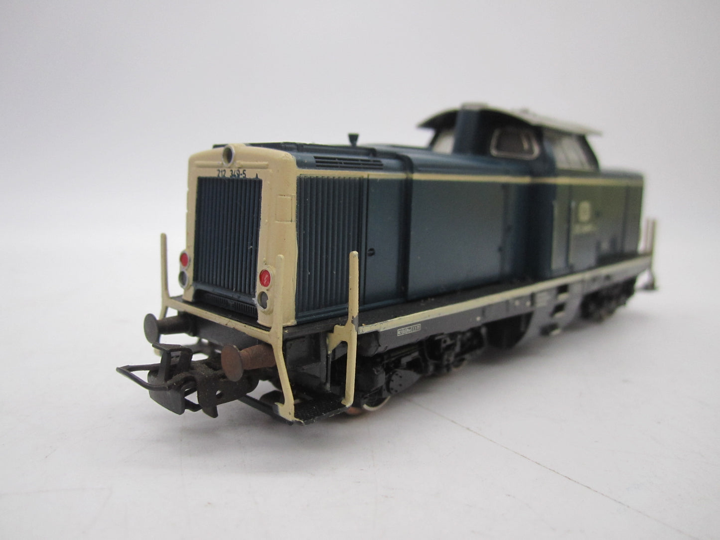 Märklin H0 - 3147 - Dieselloc, BR 212 van de DB - Analoog