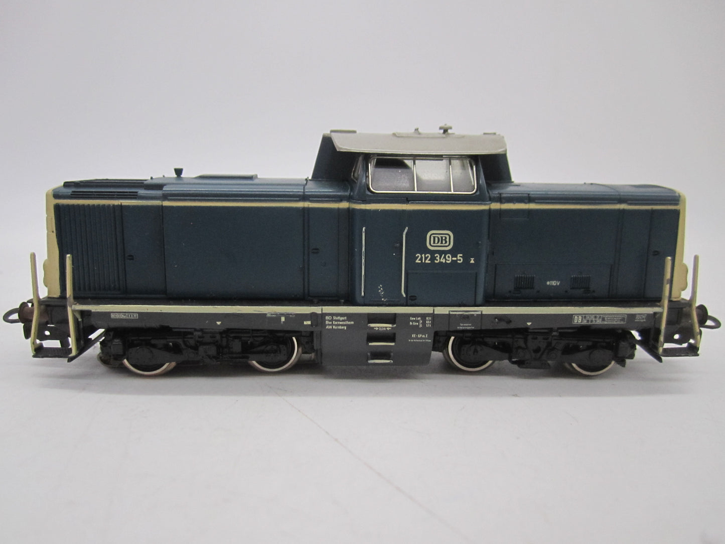 Märklin H0 - 3147 - Dieselloc, BR 212 van de DB - Analoog