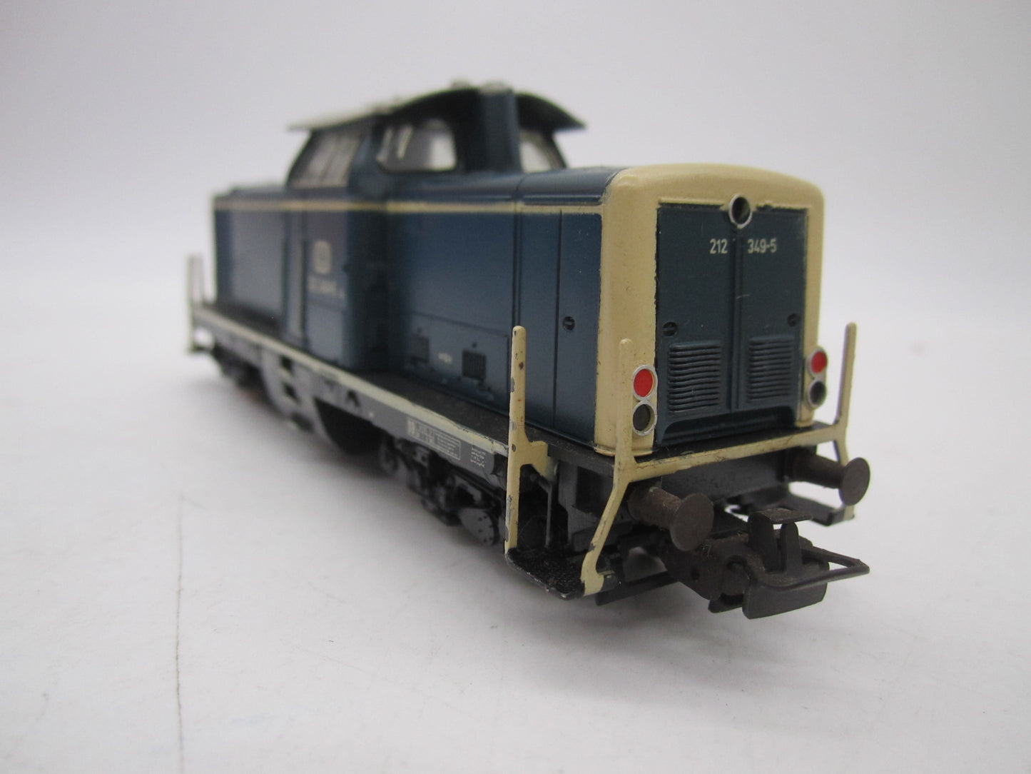 Märklin H0 - 3147 - Dieselloc, BR 212 van de DB - Analoog