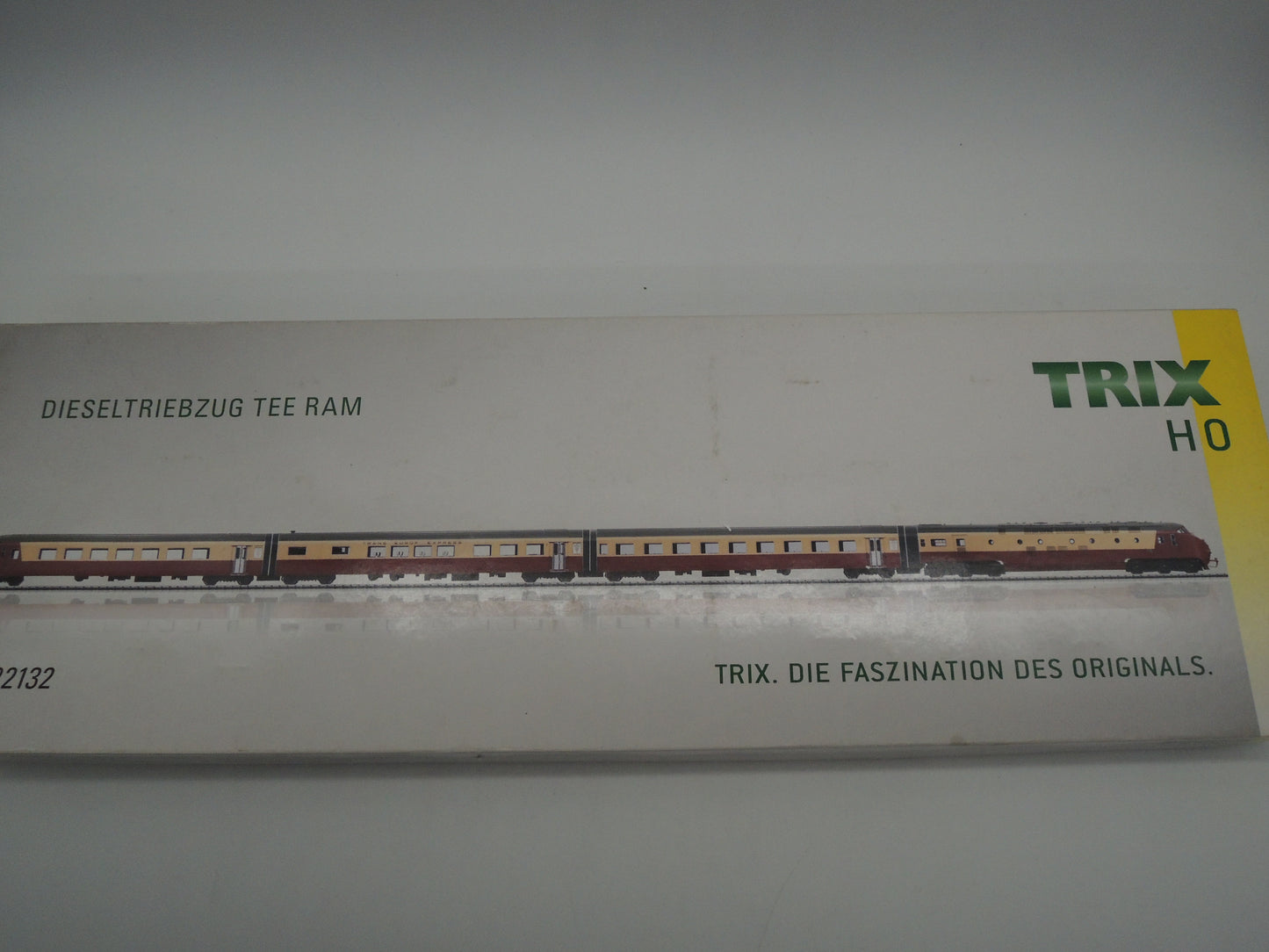 Trix H0 - 22132 - 4-delige RAm TEE van de SBB-CFF - Digitaal