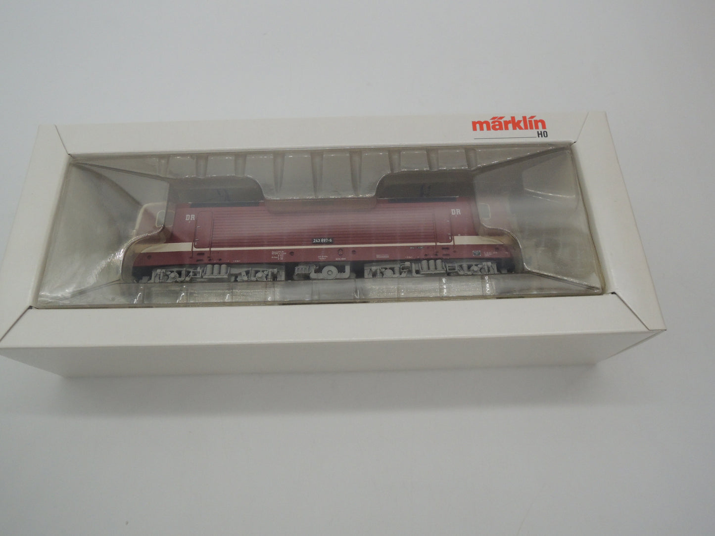 Märklin H0 - 3443 - E-loc, BR 243 van de DR - Digitaal