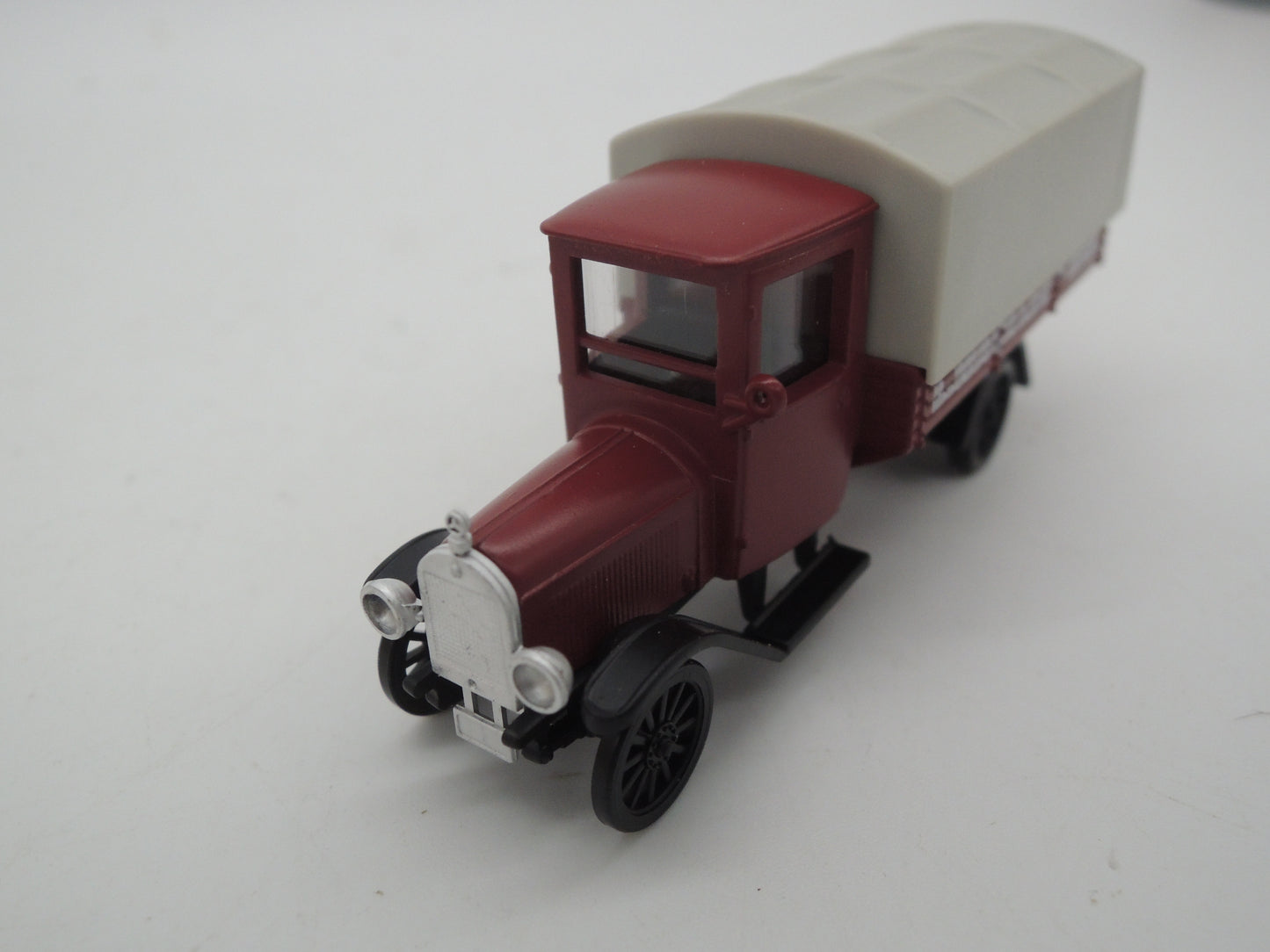 Märklin H0 - Museum 1993 - Gesloten goederenwagen "L.Wacklers" van de K.W.St.E.