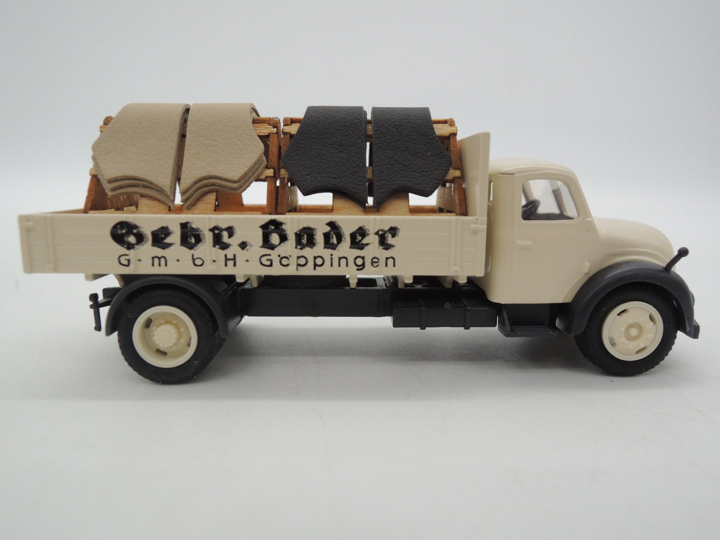 Märklin H0 - 48111/Museumwagen 2011 - Gesloten goederenwagen "Gebr. Bader" van de DB