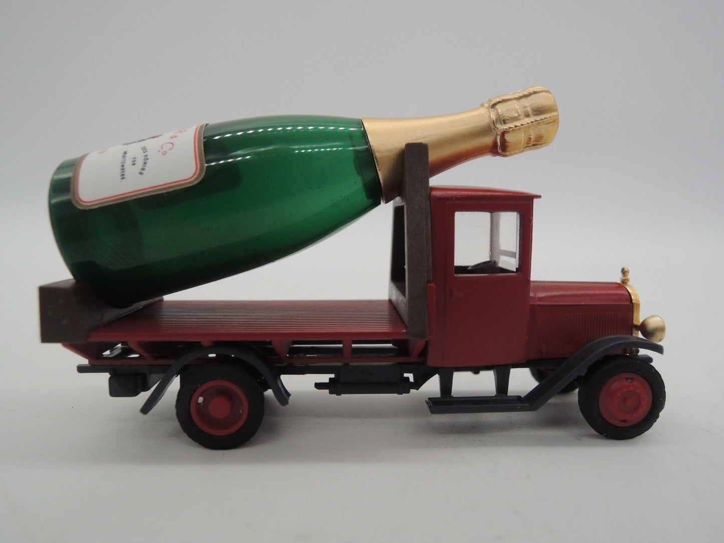 Märklin H0 - Museum 2002 (48002) - Gesloten goederenwagen "G.C. Kessler & Co" van de DRG