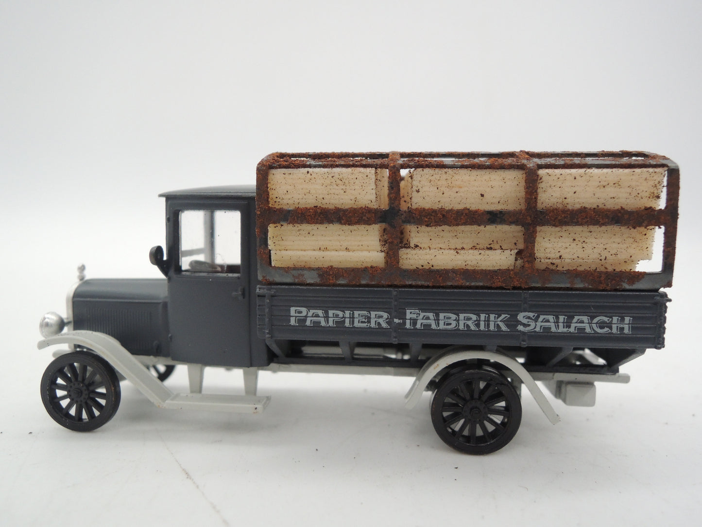 Märklin H0 - Museum 1996 - Gesloten goederenwagen "Salach papier" van de K.W.St.E.