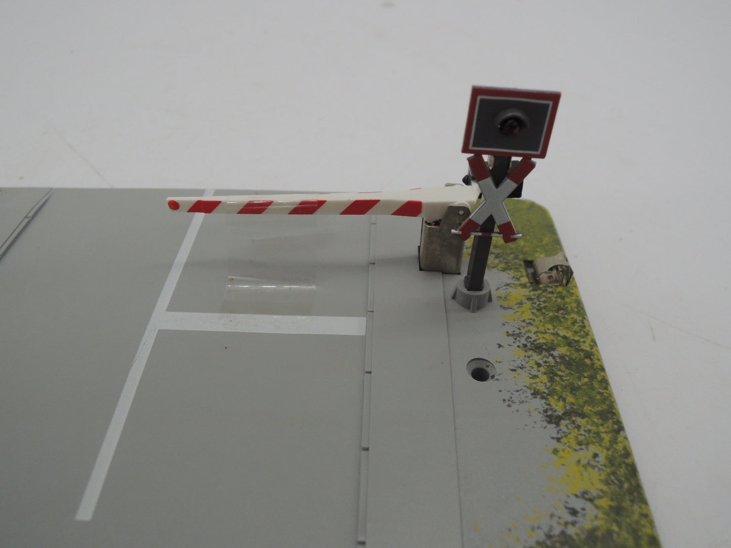 Märklin H0 - 7592K - Volautomatische spoorweg overweg K-Rail