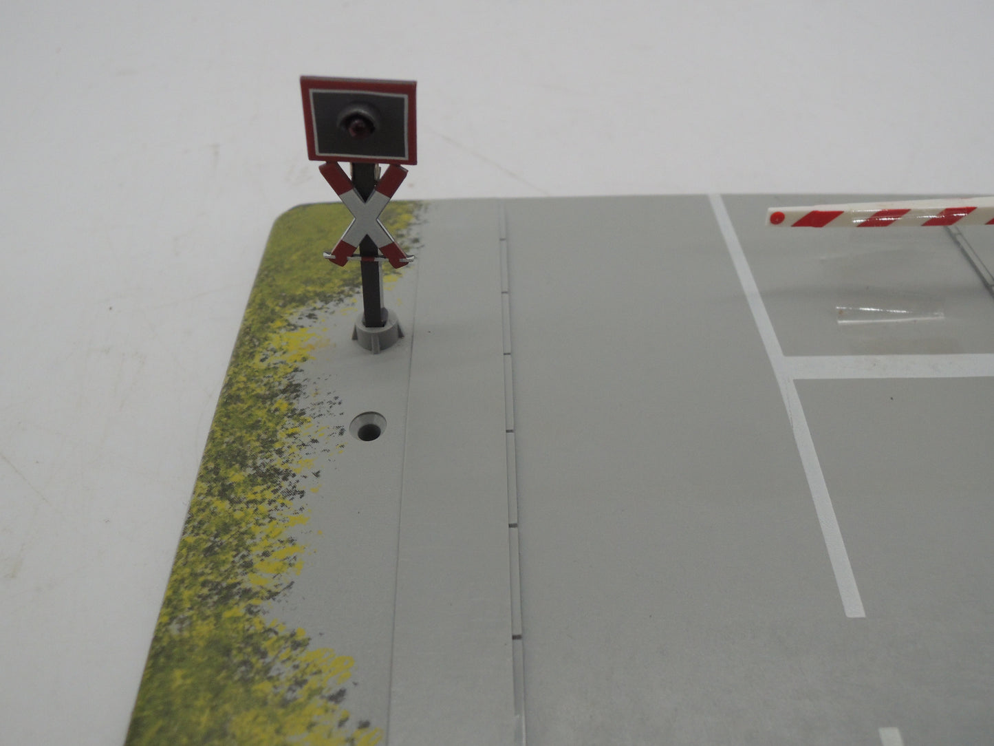 Märklin H0 - 7592K - Volautomatische spoorweg overweg K-Rail