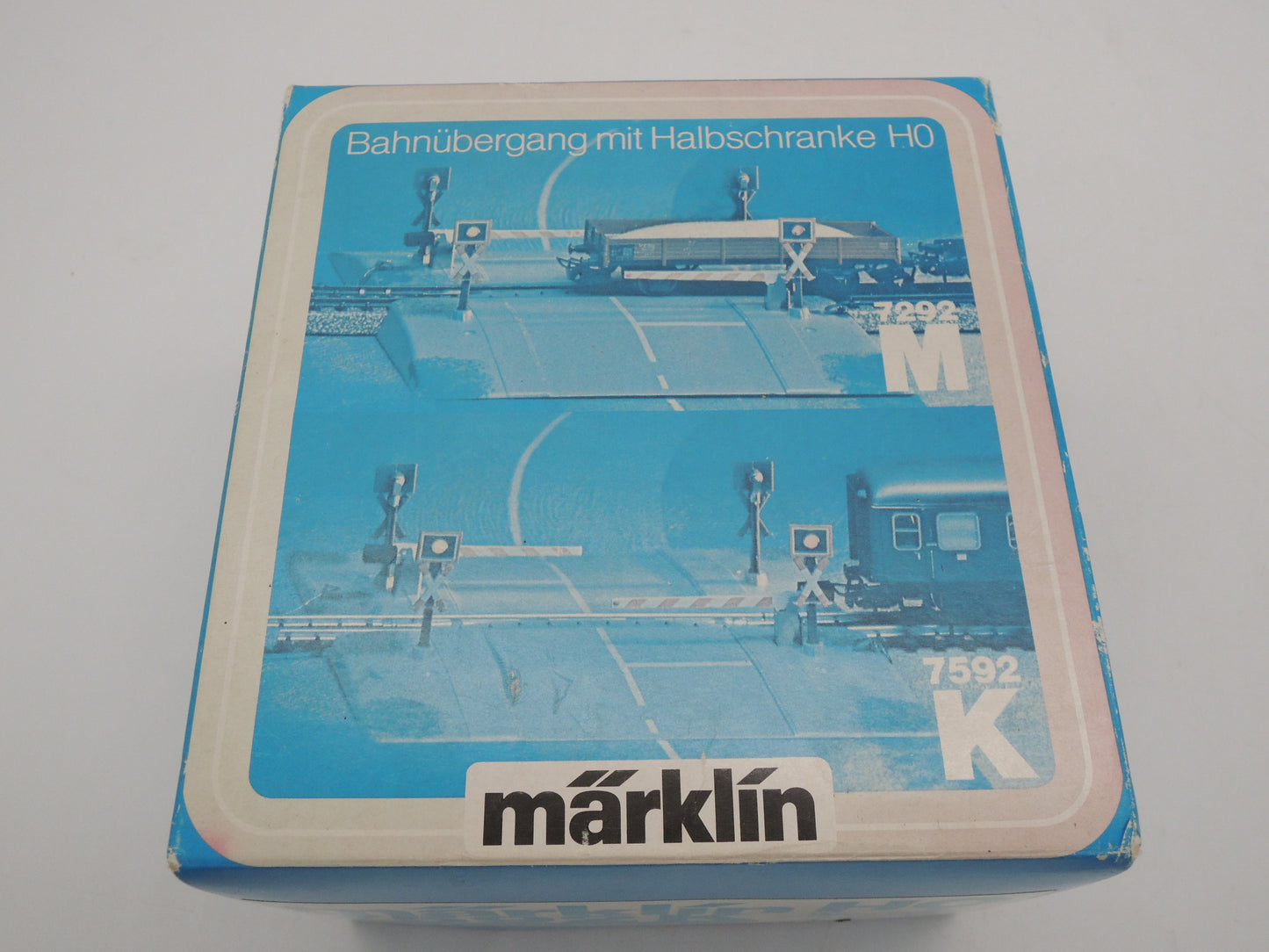 Märklin H0 - 7592K - Volautomatische spoorweg overweg K-Rail