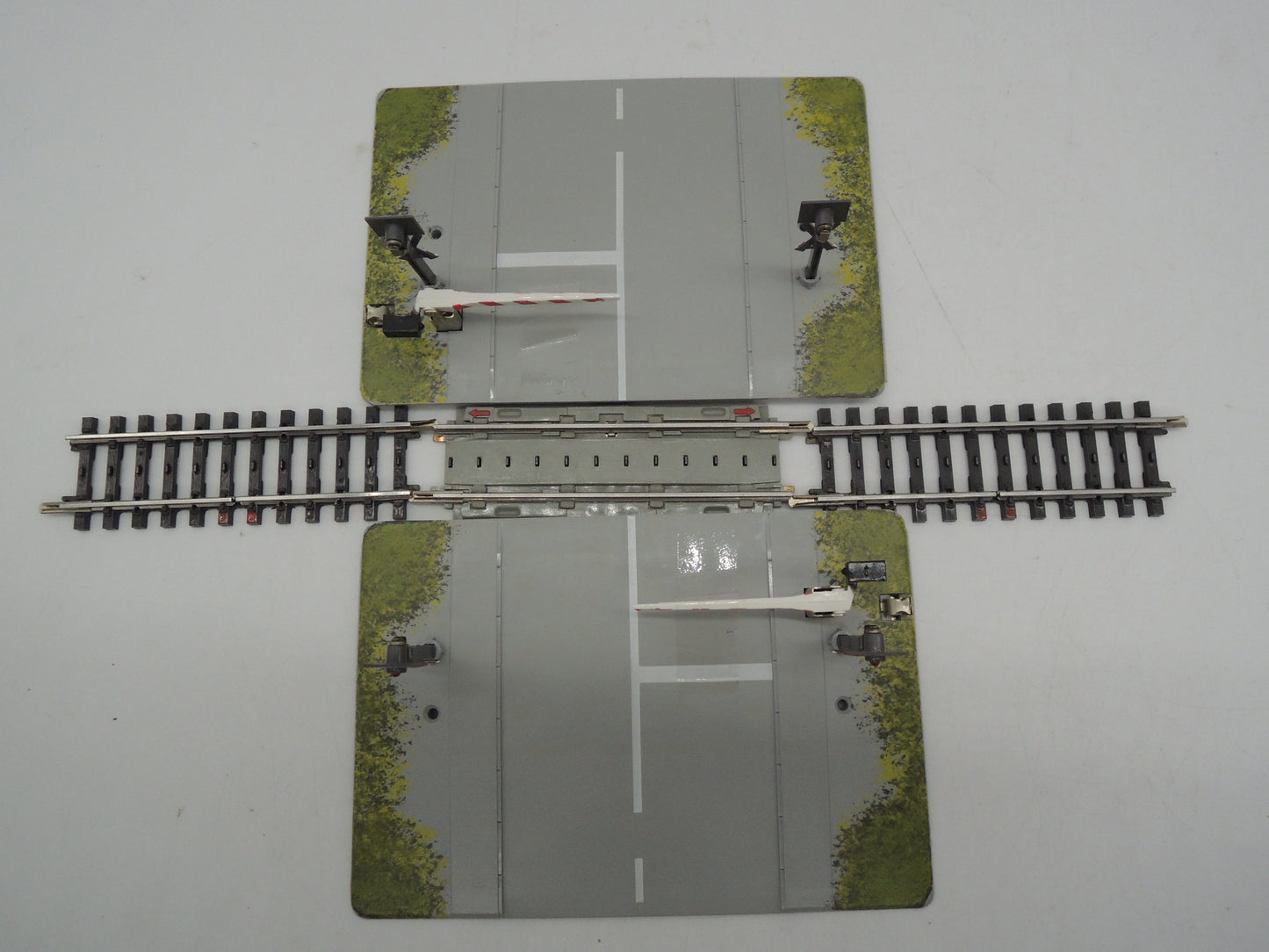 Märklin H0 - 7592K - Volautomatische spoorweg overweg K-Rail