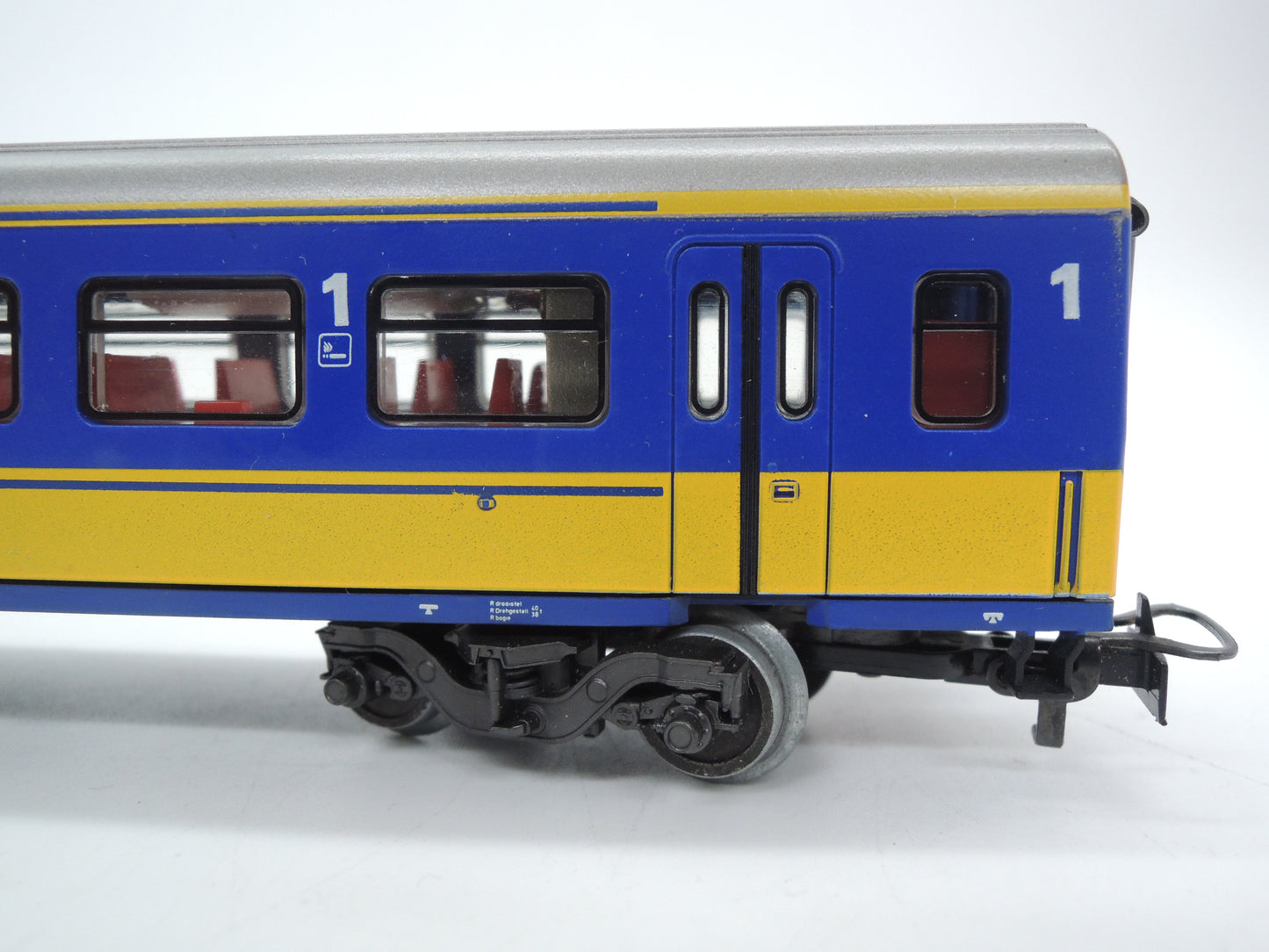 Märklin H0 - 4164 - Personenwagen 1e klas van de NS, met verlichting