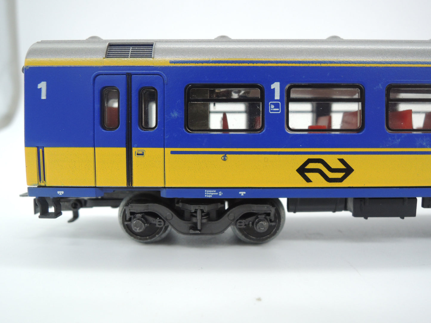 Märklin H0 - 4164 - Personenwagen 1e klas van de NS, met verlichting