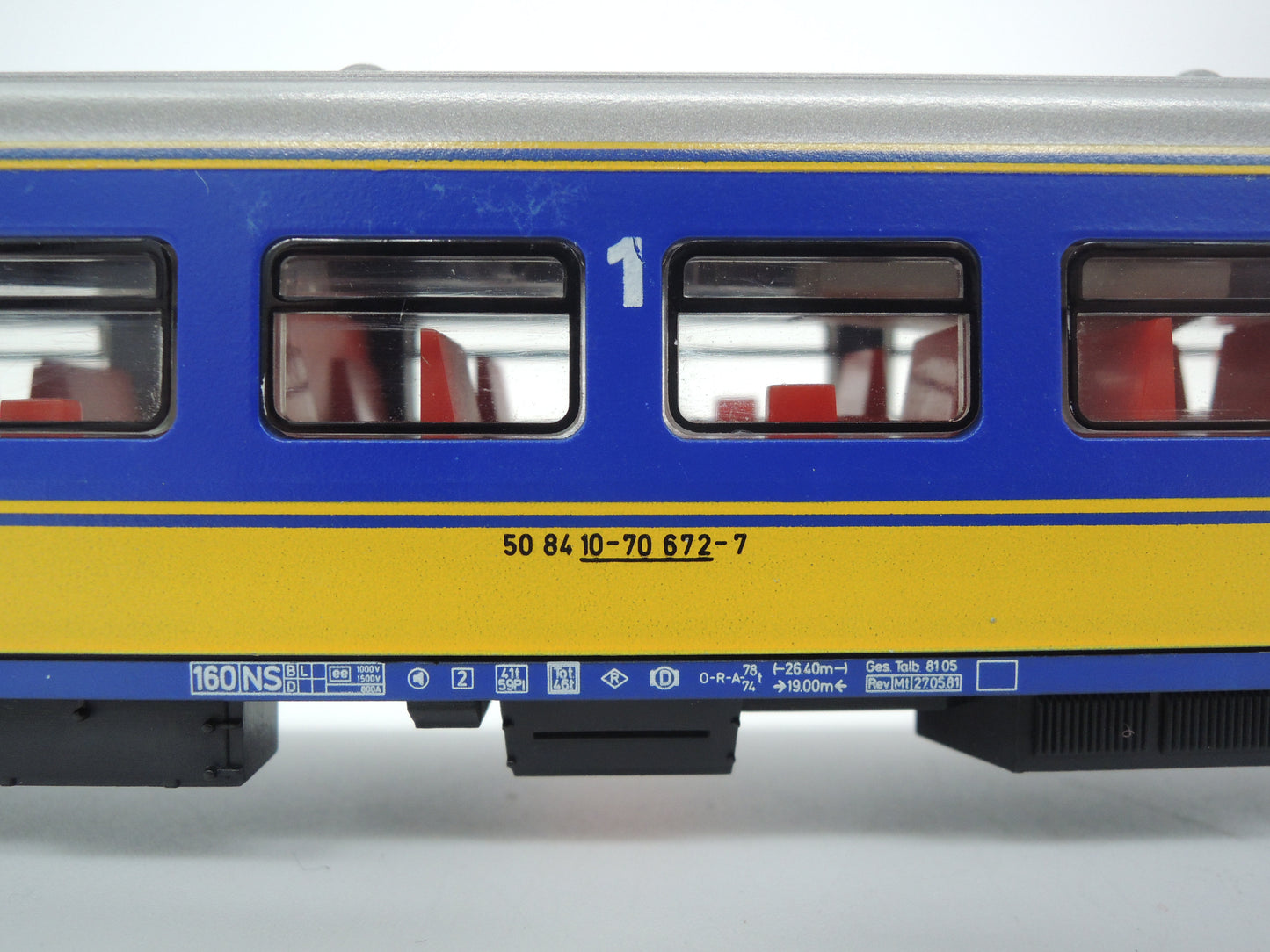 Märklin H0 - 4164 - Personenwagen 1e klas van de NS, met verlichting