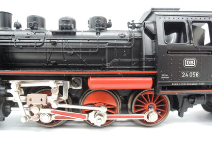 Märklin H0 - 3003 - Stoomloc met tender, BR 24 van de DB