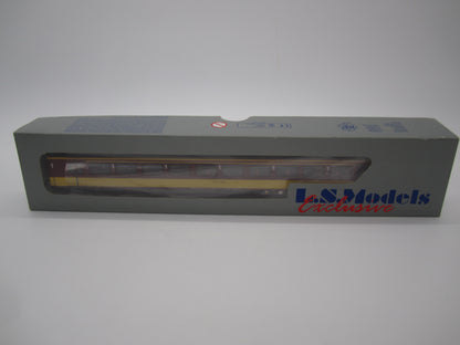 L.S. Models H0 - 44 061-1 - ICR rijtuig A10 Benelux 1e klas van de NS