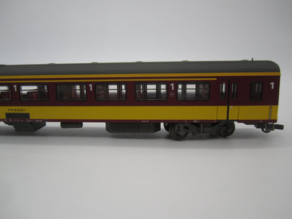 L.S. Models H0 - 44 061-1 - ICR rijtuig A10 Benelux 1e klas van de NS