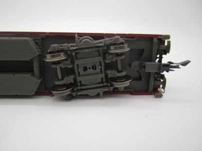 L.S. Models H0 - 44 061-1 - ICR rijtuig A10 Benelux 1e klas van de NS
