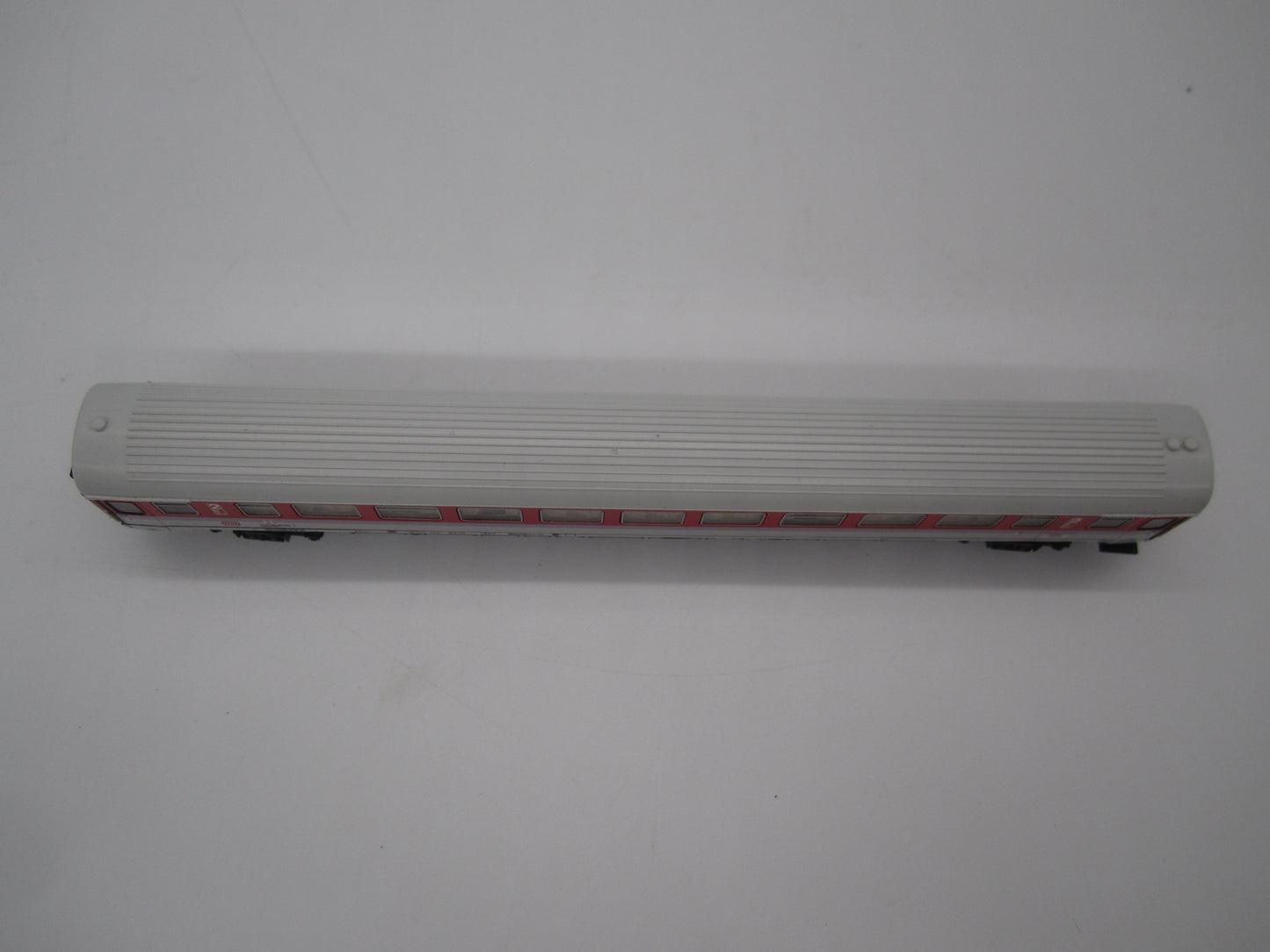 Minitrix N - 13199 - 2 klas IC rijtuig van de DB, met verlichting
