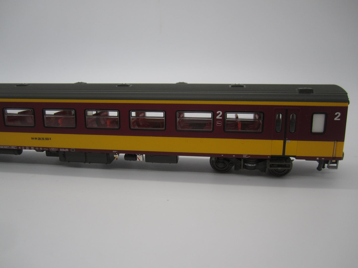 L.S. Models H0 - 44 060 - ICR stuurstandrijtuig Bs Benelux 2e klas van de NS