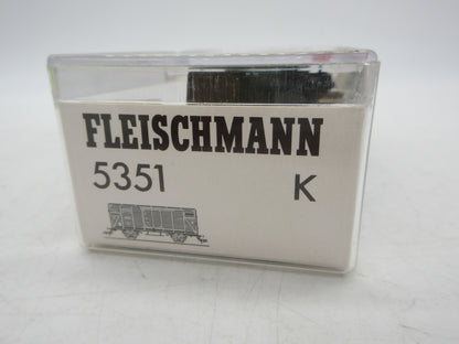 Fleischmann H0 - 5351 K - Bijwagen kraan, gesloten goederenwagen van de DB
