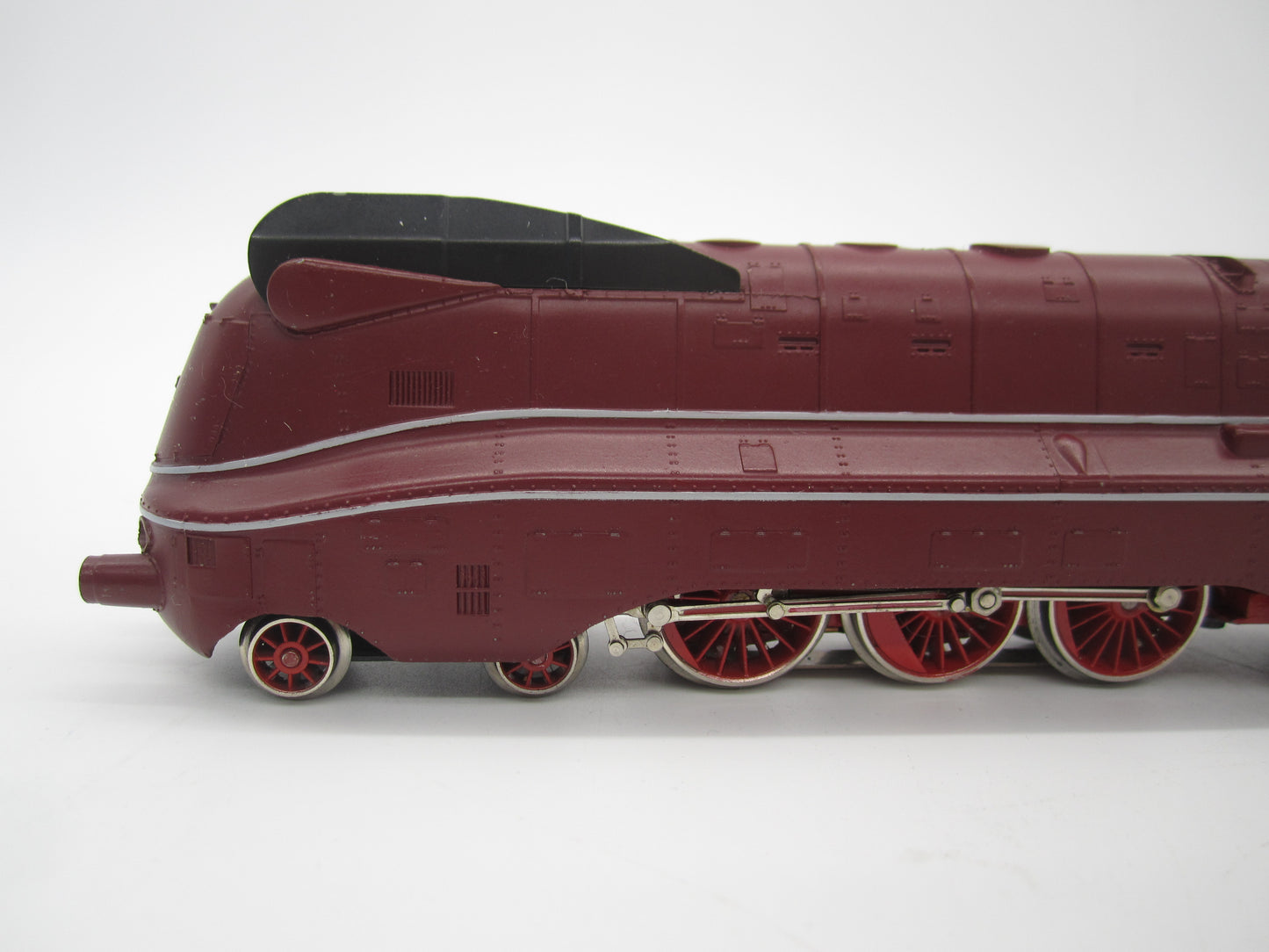 Märklin H0 - 3089 - Stroomlijn stoomloc met tender, BR 03.10 van de DR, digitaal