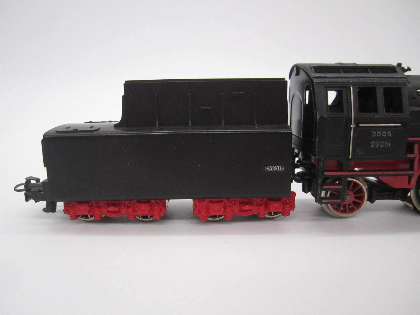 Märklin H0 - 3005 - Stoomloc met tender, BR 23 van de DB, digitaal