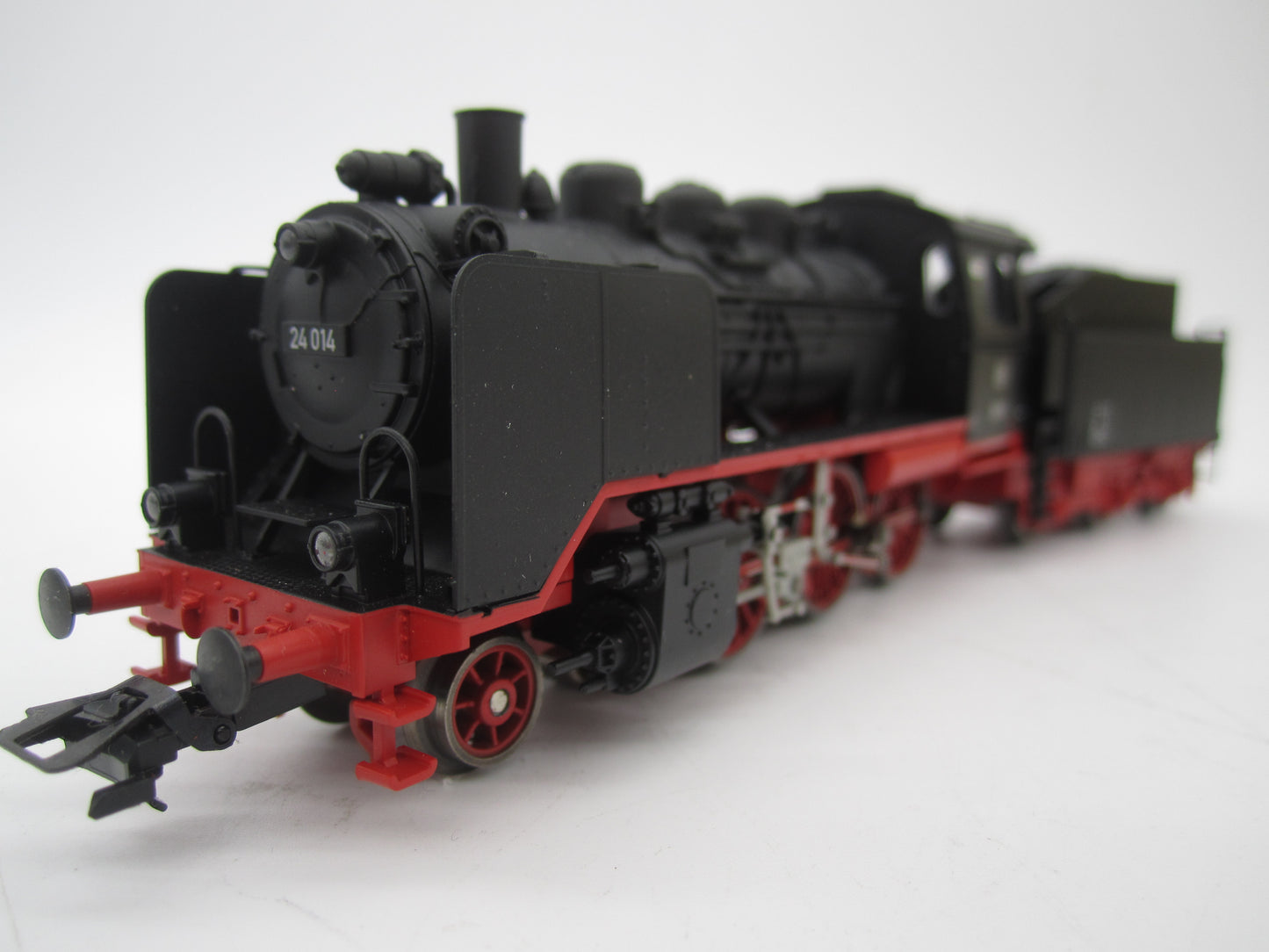 Märklin H0 - Uit set 29240 - Stoomloc met tender, BR 24 van de DB, Digitaal