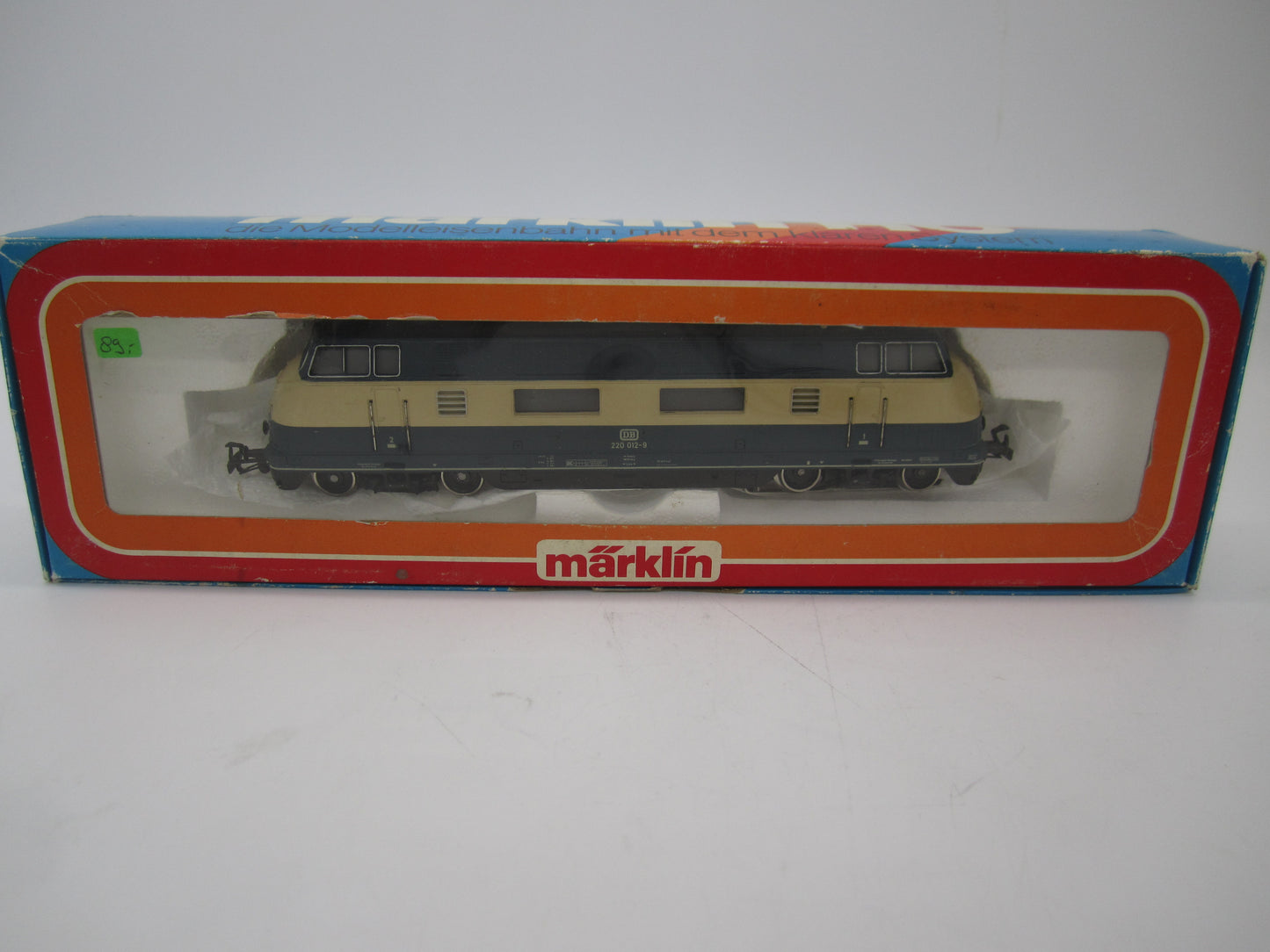 Märklin H0 - 3081 - Dieselloc, BR 220 van de DB - Digitaal