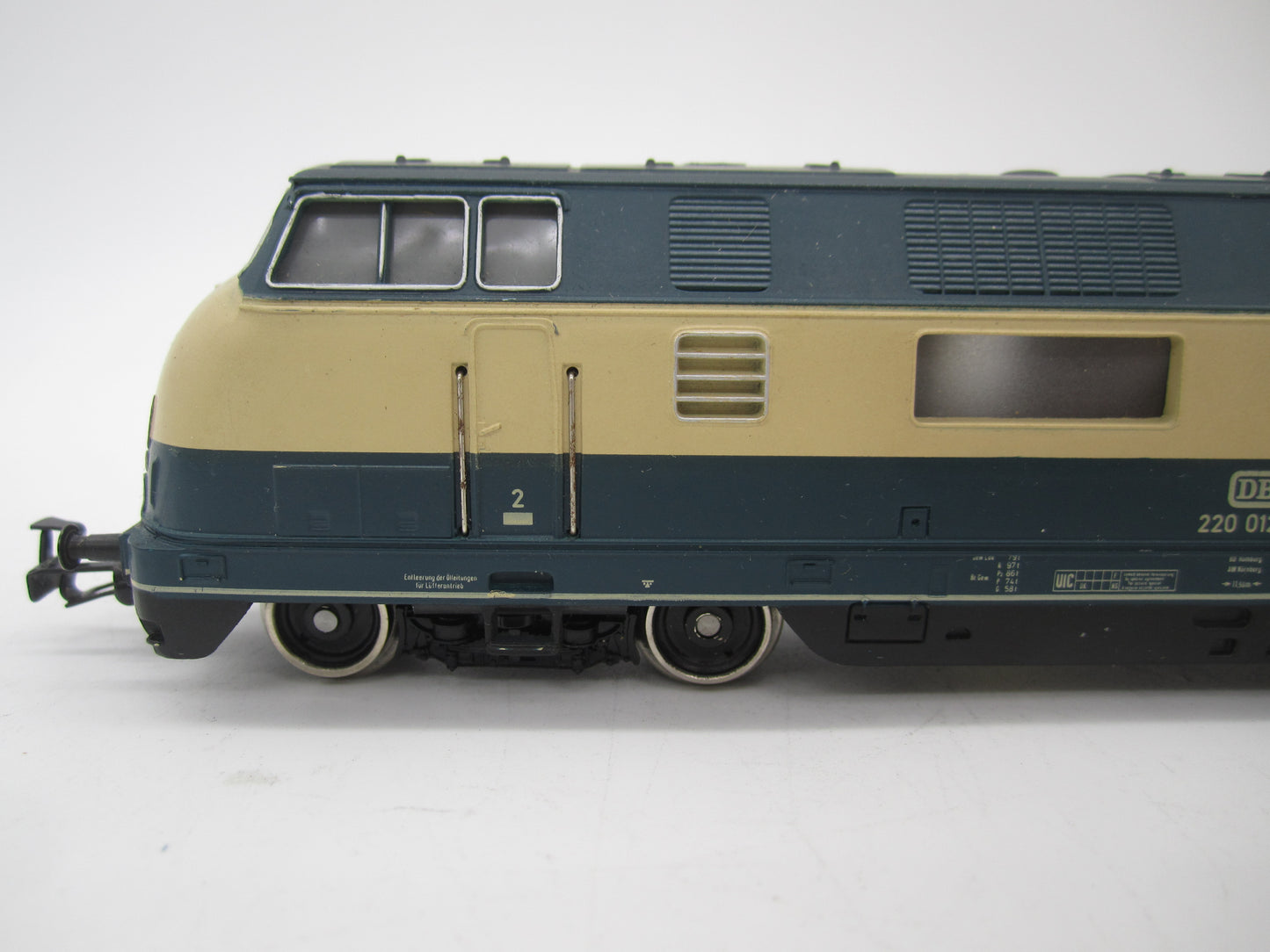 Märklin H0 - 3081 - Dieselloc, BR 220 van de DB - Digitaal