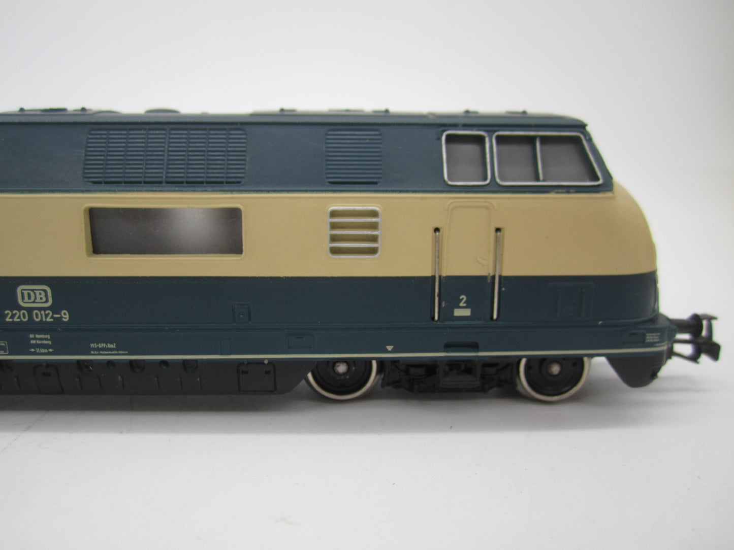 Märklin H0 - 3081 - Dieselloc, BR 220 van de DB - Digitaal