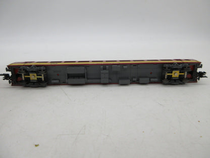 Minitrix N - 13387 - Personenwagen 2e klas "Benelux" van de NS, met verlichting