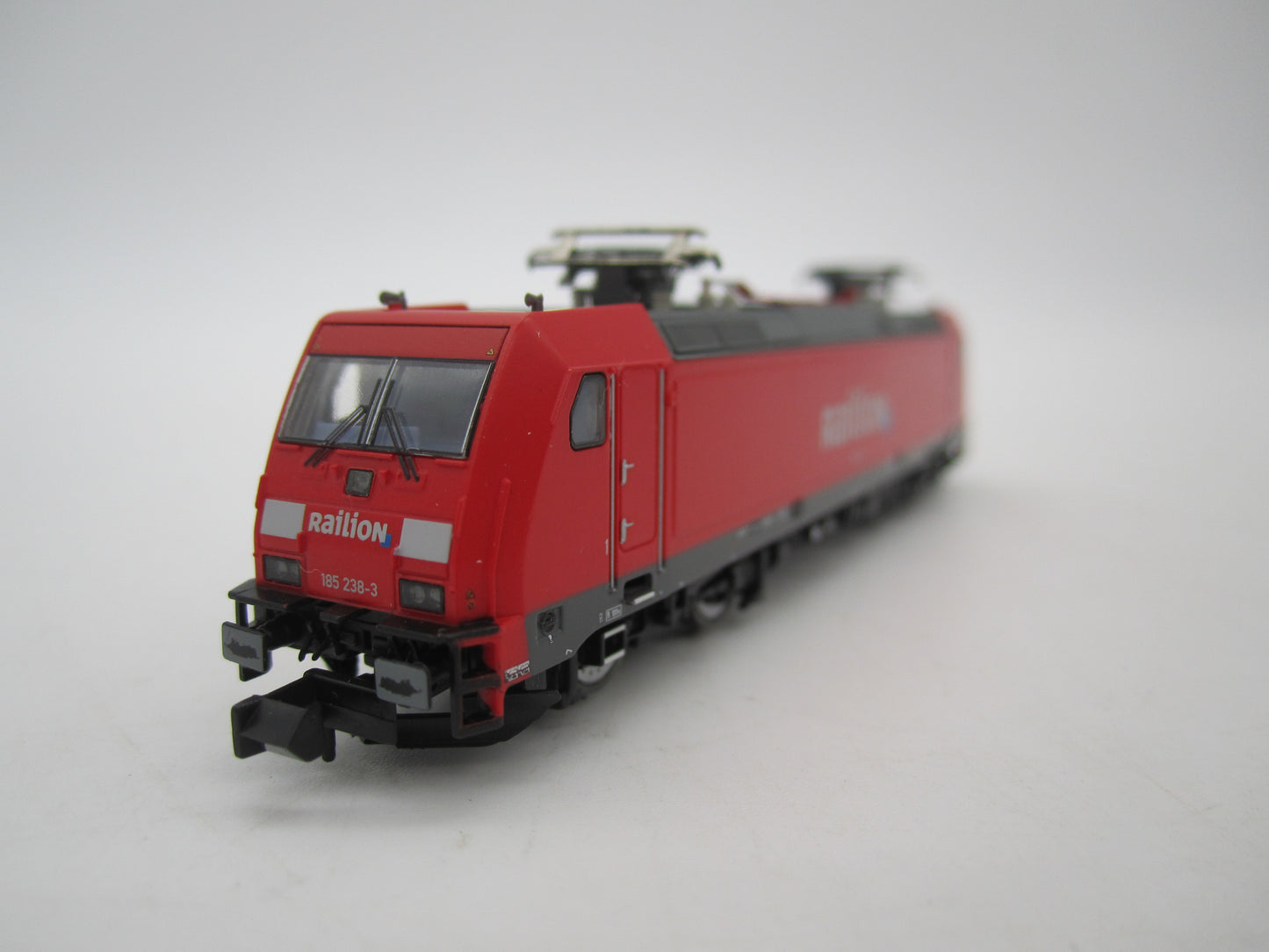 Arnold N - HN2105 - E-loc, BR 185 "Railion" van de DB