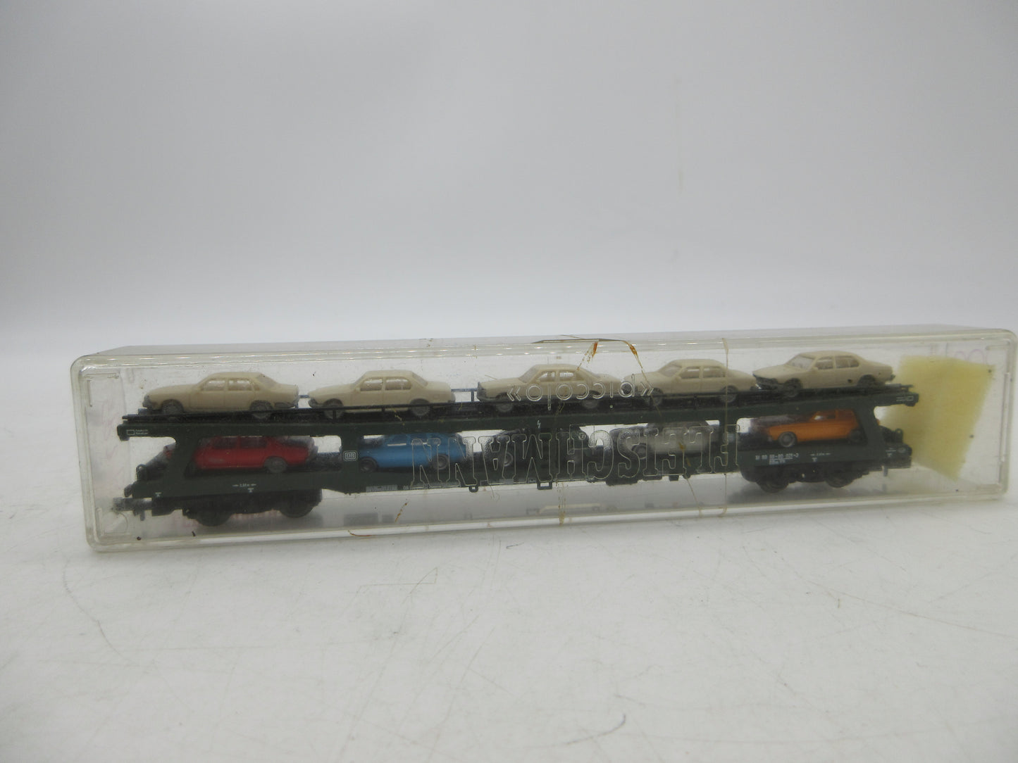 Fleischmann N - 8285 - 4-delige autotransportwagen, met 10 auto's beladen van de DB