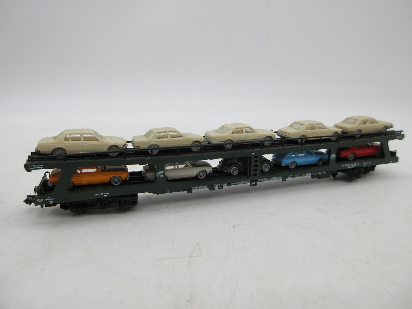 Fleischmann N - 8285 - 4-delige autotransportwagen, met 10 auto's beladen van de DB