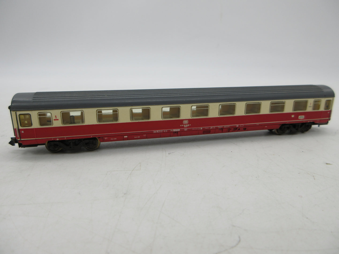 Minitrix N - 51 3101 00 - 1e klas TEE rijtuig van de DB
